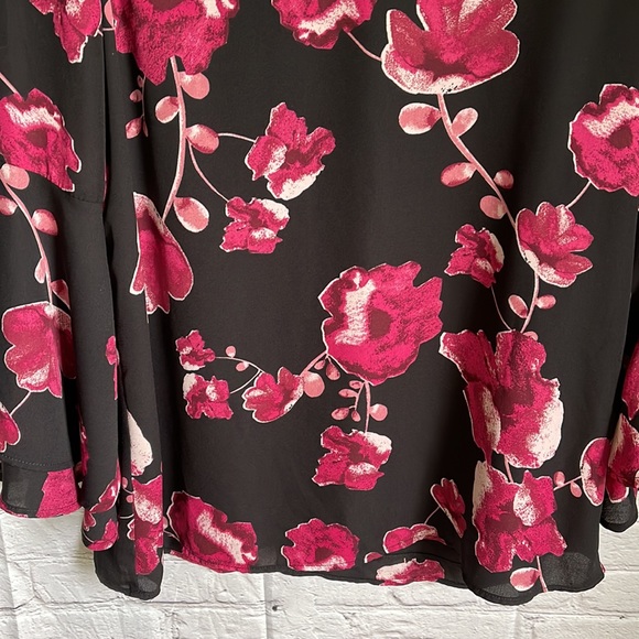 K. Jordan Black & Pink Floral Print Blouse Size S - Picture 3 of 6